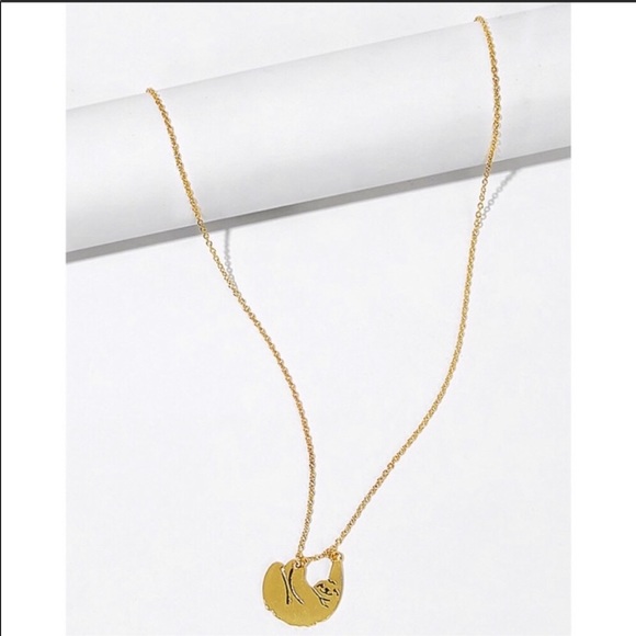 Gold Trendy Sloth Animal Short Necklace - Picture 3 of 4